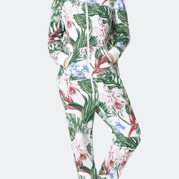 Norwegian Original ONEPIECE Tropicana JUMPSUIT Onesie Off-White Floral Unisex XS - Picture 2 of 13